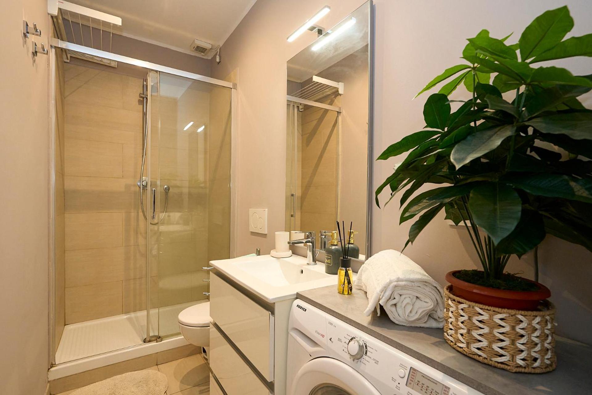 Apartamento Duomo Design Cube - 10 Minutes Walk From Brera Milán Exterior foto